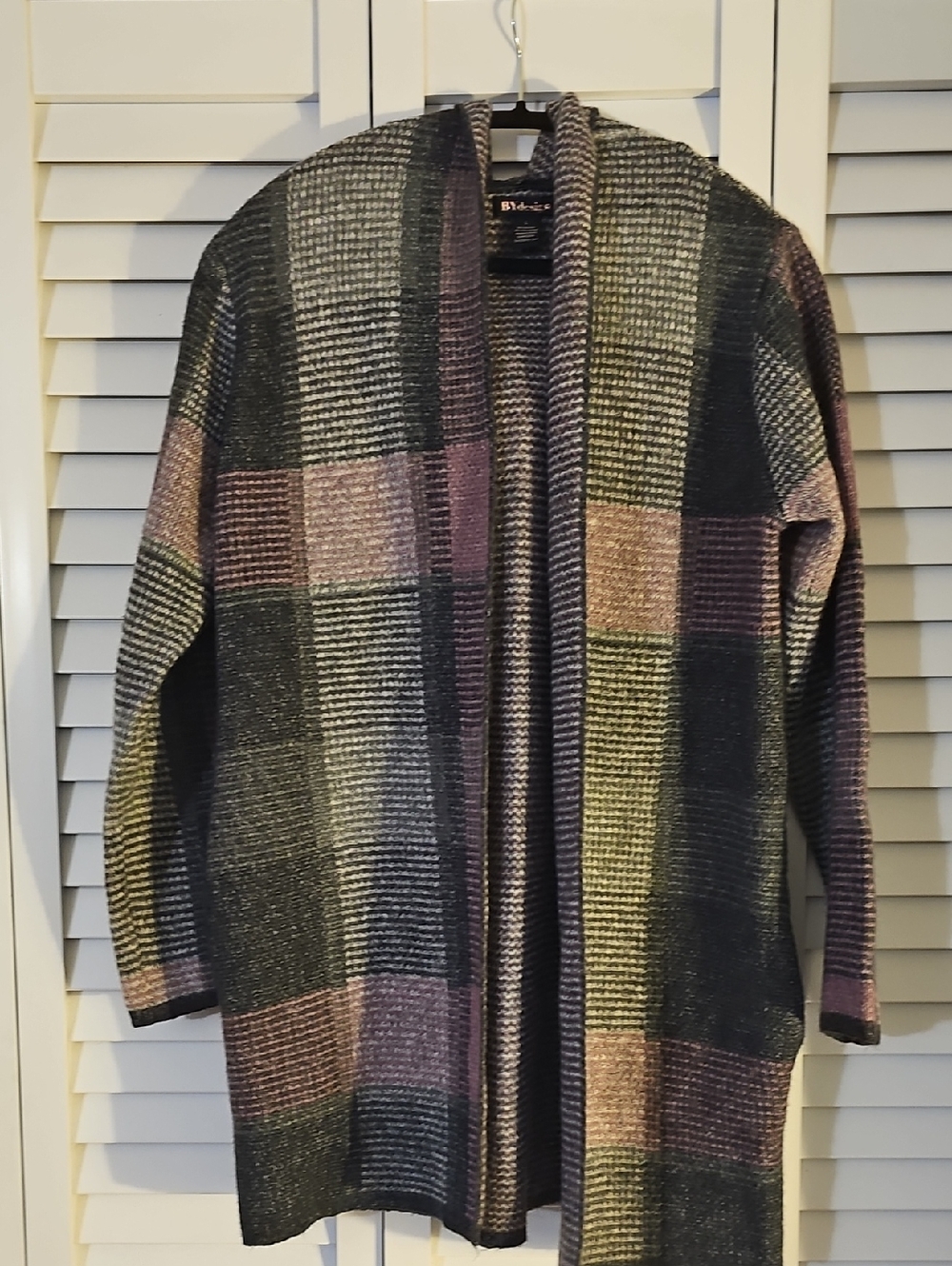 Open-Front Plaid Knit Cardigan in Black, Gray & Purple